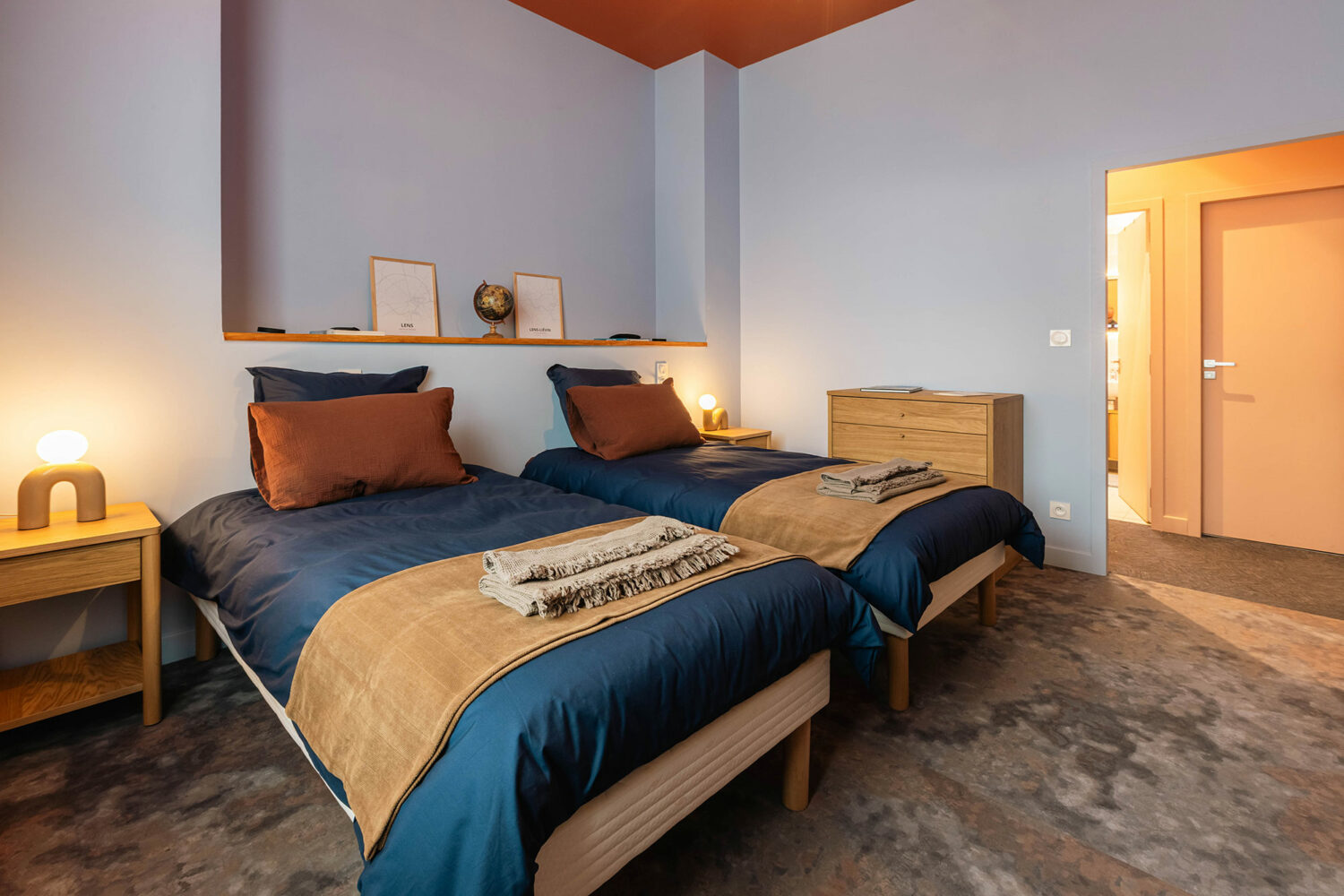 chambre-bleue-arriere-boutique-lens